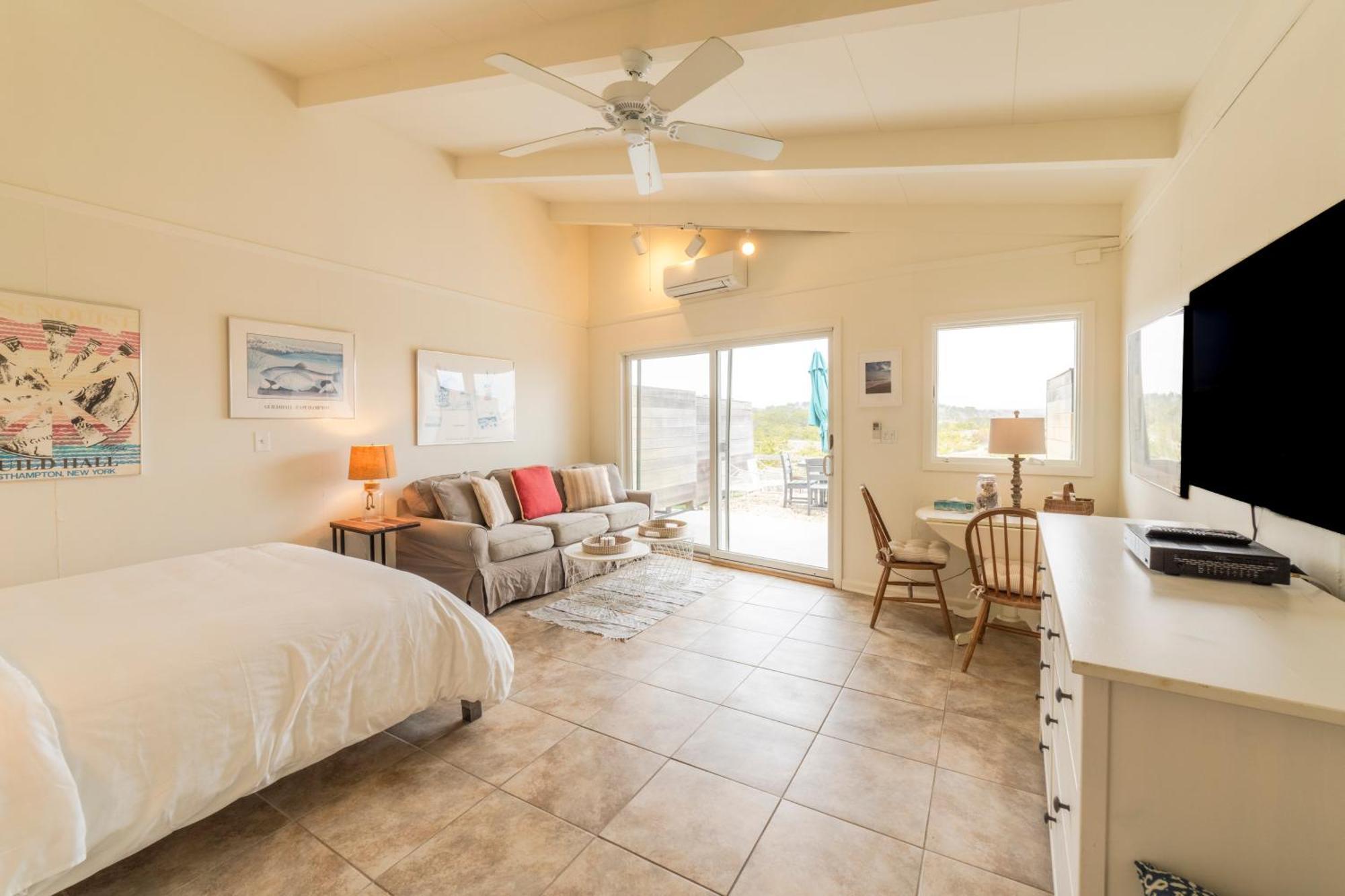 Driftwood Resort On The Ocean Montauk Esterno foto